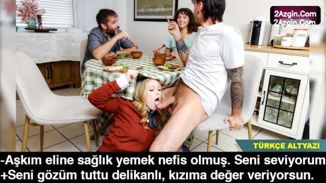Arkadaşının kardeşini masa altında gizlice sikiyor